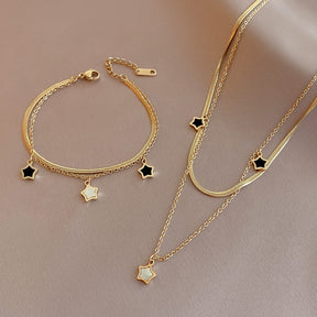 Conjunto Colar e Pulseira com Pingente Estrela