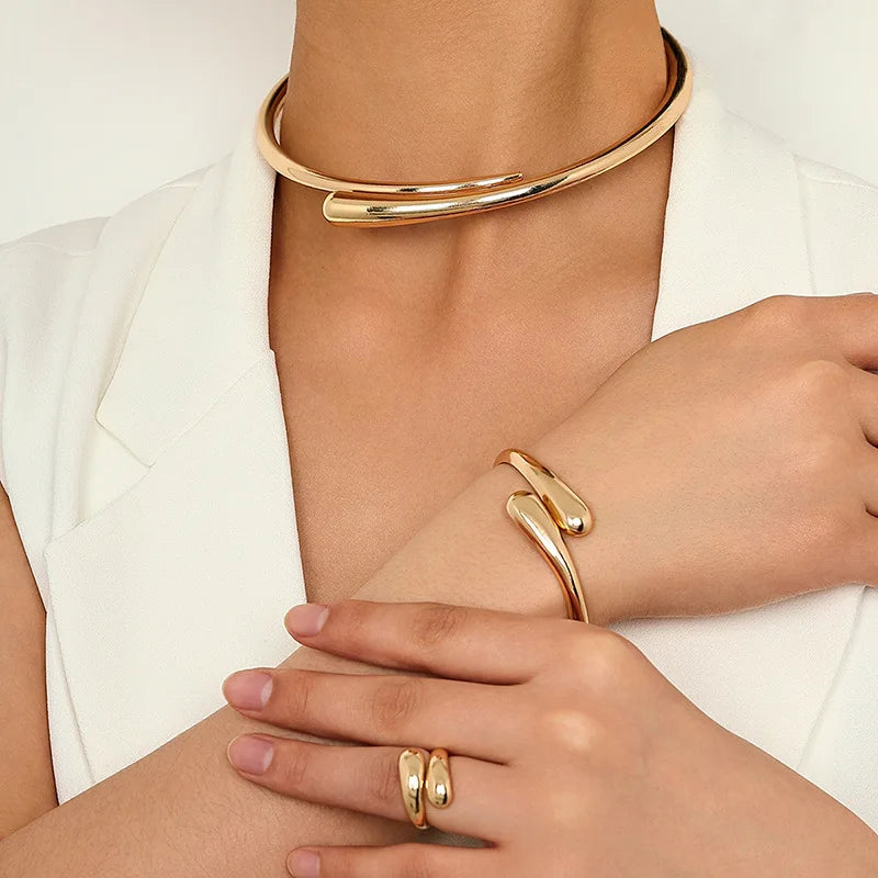 Conjunto Colar Pulseira e Anel Luxe